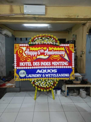 Papan Bunga di Tpu Karet Bivak